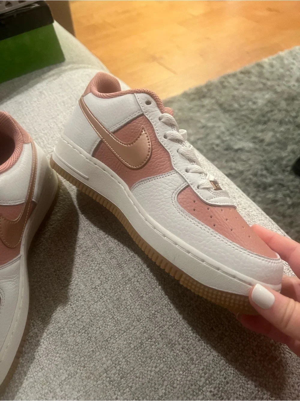 Nike Air Force 1 Sneakers White, Rust Pink & Metallic Gold Sz 8.5 Women/7 Youth